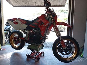 Xr Honda 650 dall'ara