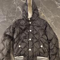 Giubbotto Sisley boy nero in piuma con cappuccio