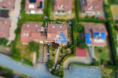 VILLA SINGOLA A VILLAR DORA