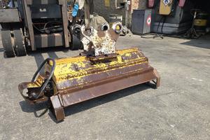 Trincia idraulica per escavatore con rullo da 140