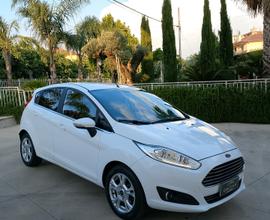 Ford Fiesta 1.4 5 porte Bz.- GPL Black & White Edi