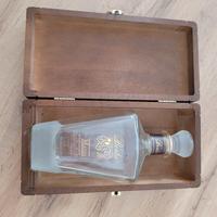 Scatola in legno e bottiglia VUOTA grappa Berta