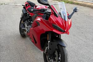 Ducati Panigale V2 2026