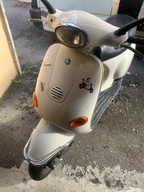 Vespa Piaggio ET2 50 cc con miscelatore