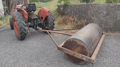 RULLO PER TIRARE TERRENO
