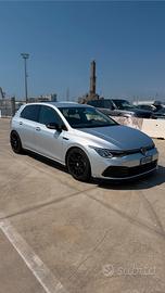 Golf VIII 1.5 TSI 130cv r line