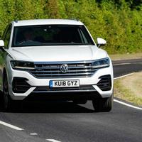 Parabrezza VW Touareg 3