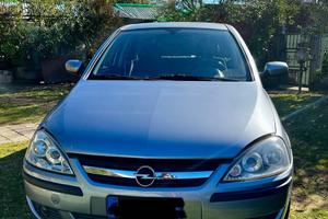 Opel corsa 1.3 cdti 2004