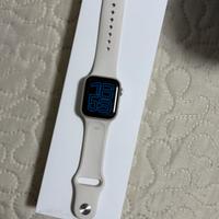 Apple watch SE di 3 generazione