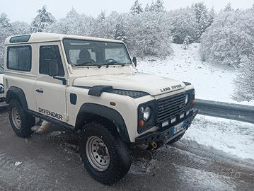 Land rover defender td4