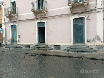 Abitazione centro storico di Biancavilla 5 vani
