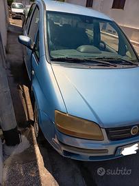 Autovettura Fiat Idea anno 2004