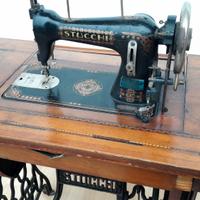 Macchina per cucire Stucchi, 4 cassetti