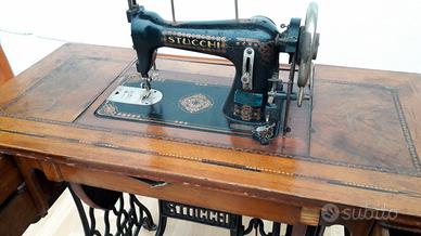 Macchina per cucire Stucchi, 4 cassetti