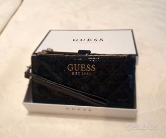 Guess NUOVO:  Portafoglio con portasmarthphone 