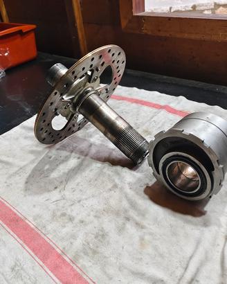 MOZZO COMPLETO DUCATI 