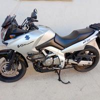 Suzuki V Strom DL 650