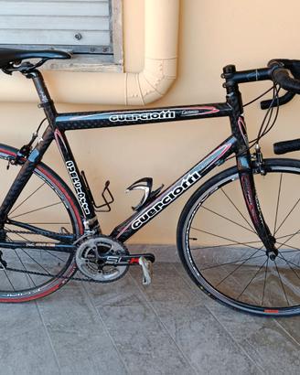 Bici da Corsa Guerciotti Cartesio in Carbonio