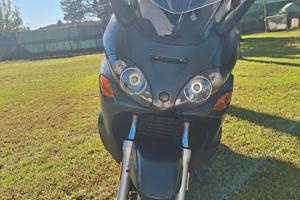 Piaggio x9 250 motore honda 