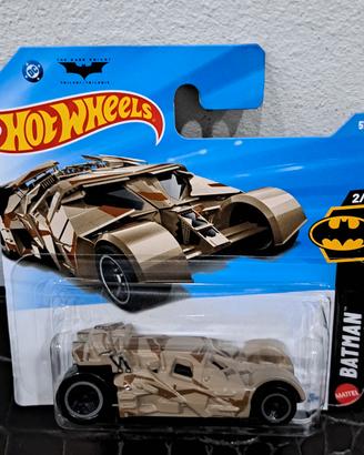 hot wheels.batman tumbler cammo