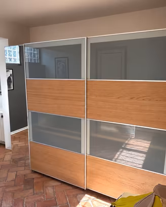 Armadio IKEA – completo con specchio
