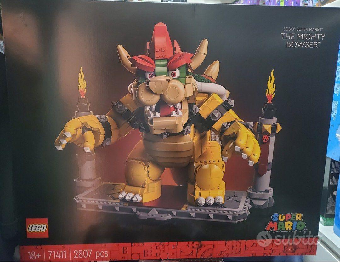 LEGO Super Mario Il Potente Bowser, Kit di Modellismo per Adulti da  Costruire, Personaggio Snodabile 3D da Collezione con Base da Battaglia,  Gadget Idee Regalo per Uomo e Donna 71411 : 