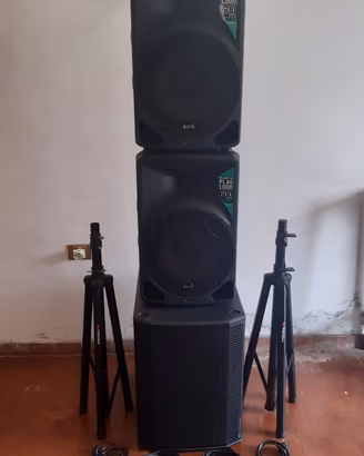 Impianto audio per dj casse attive sub amplificato