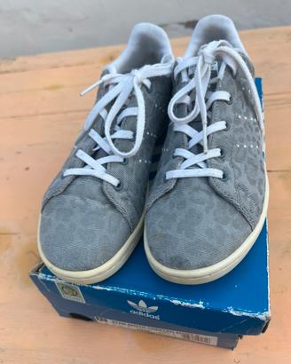 Scarpe adidas
