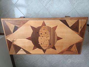 Splendido unico Tavolino legno massello intarsio