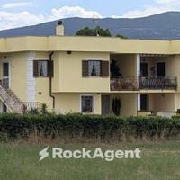 PRIVERNO (LT) PORZIONE DI BIFAMILIARE MQ 120 GARAG