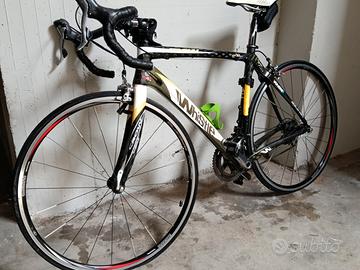 bici corsa in carbonio