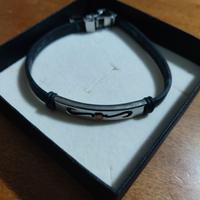 Braccialetto in caucciù nero