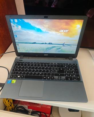 PC portatile Acer + stampante 