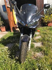 Yamaha FZ6 Fazer - 2004