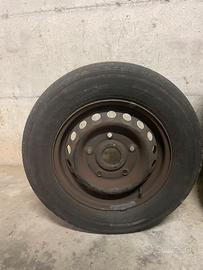 Gomme e cerchioni ford transit R15