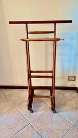 Servo muto usato – 65x100x35 cm