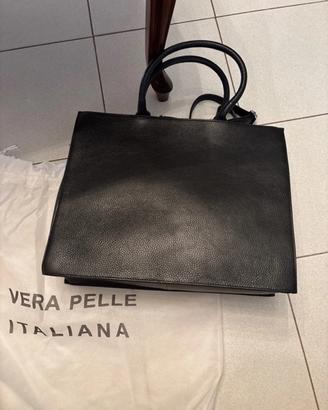 Borsa grande in pelle
