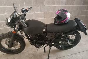 moto scrambler 250