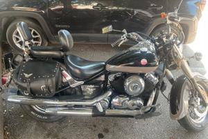 Yamaha XVS DRAGSTAR 650 Classic