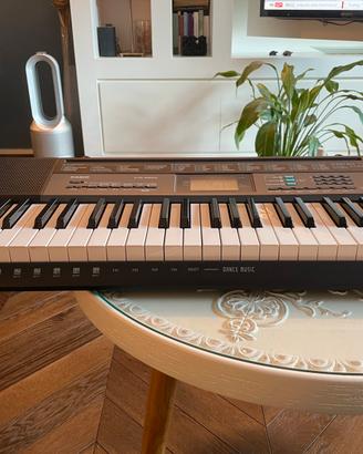 Casio pianola CTK2550