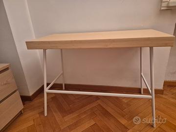 Scrivania ikea