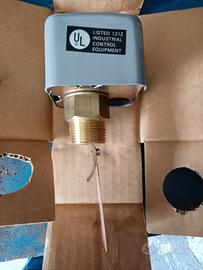 Flussostato a paletta 