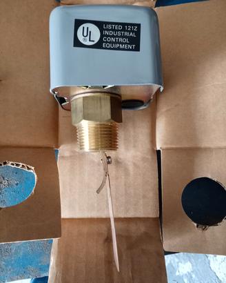 Flussostato a paletta 