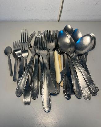 LOTTO 40 posate inox 18/10 Vintage