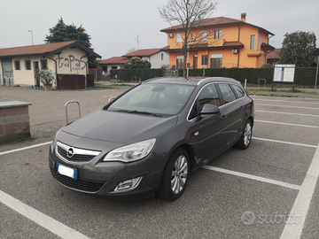 OPEL ASTRA SPORT TOURER TURBO GPL