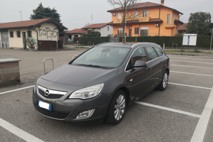 OPEL ASTRA SPORT TOURER TURBO GPL