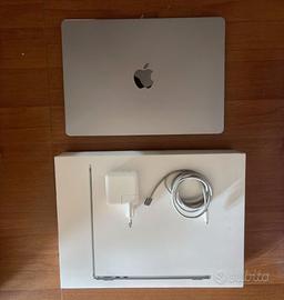 MacBook Air 13" M3 2024 - 8GB/512GB - Argento