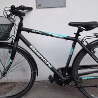 Bicicletta Bianchi Spillo turchese pari al nuovo