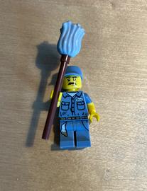 Lego Minifigure Janitor