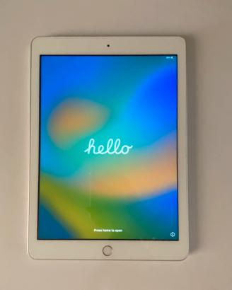 iPad Apple 5ª generazione 32 GB Wi-Fi (A1822)